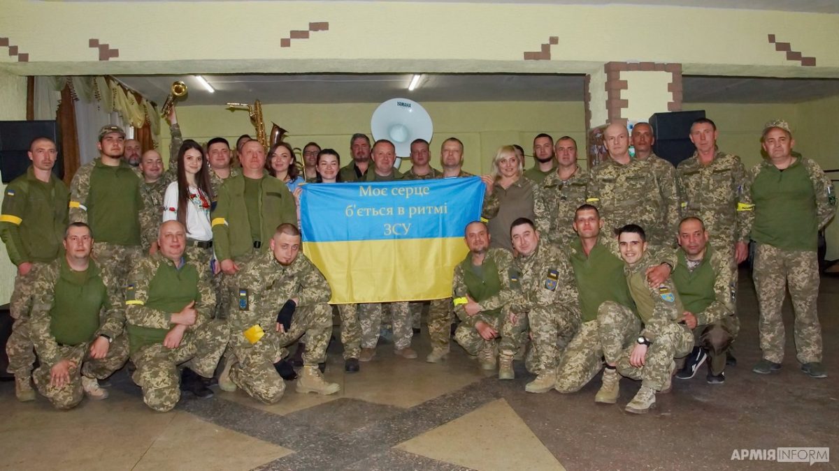 «Передусім ми хочемо показати єдність ЗС України та цивільного населення» – на Полтавщині пройшов ряд концертів