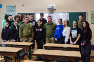 Представники вищих військових навчальних закладів зустрілися зі школярами Полтавщини