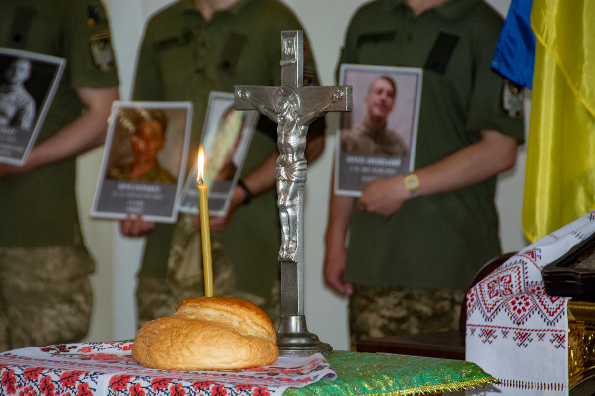 У Полтаві вшанували пам’ять воїнів, які полягли на російсько-українському фронті навесні цього року.
