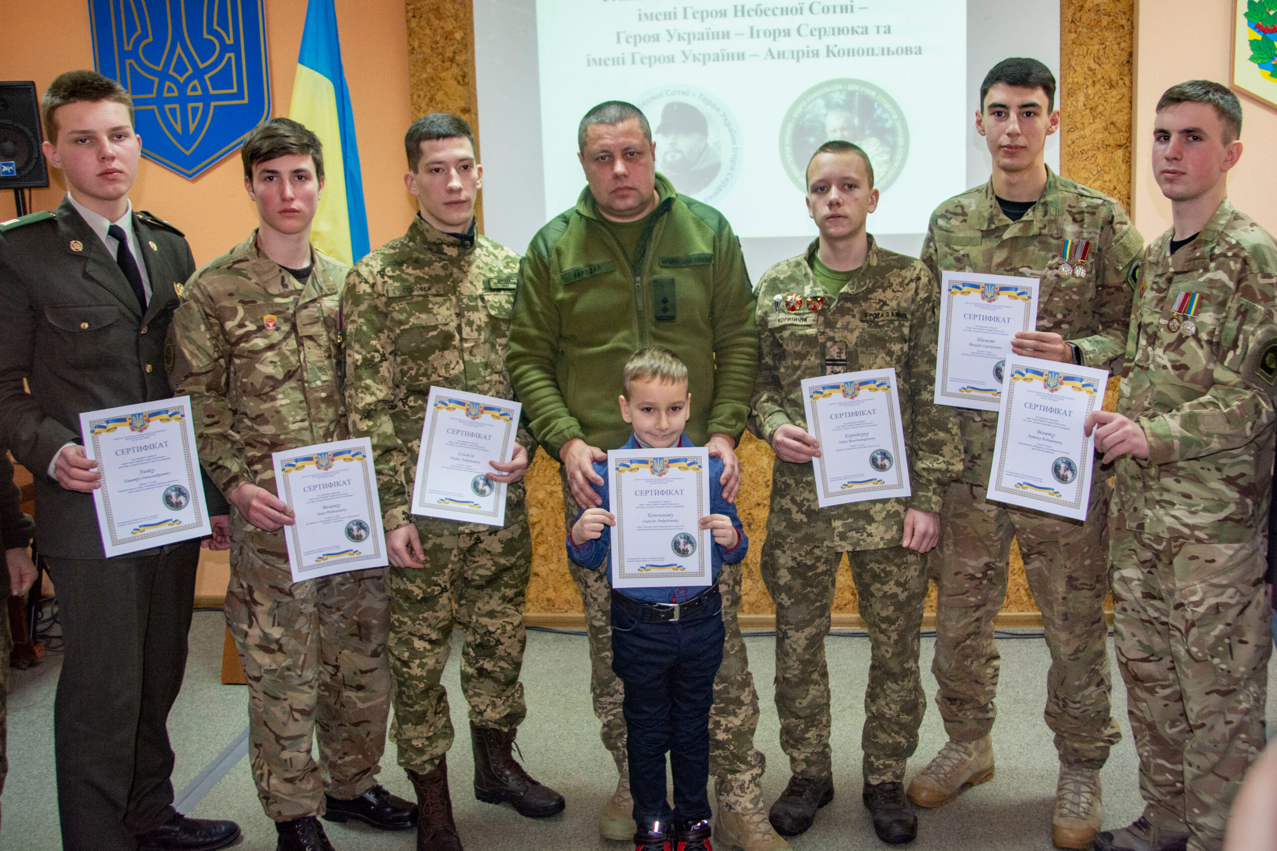 Учні та студенти Полтавщини отримали стипендії імені Героя України Андрія Конопльова
